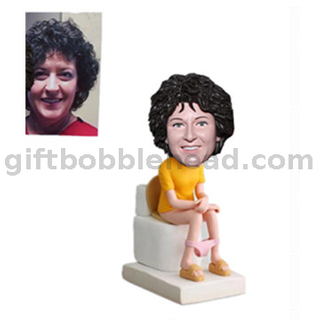 Custom Humorous Bobbleheads Lady Sitting on The Toilet